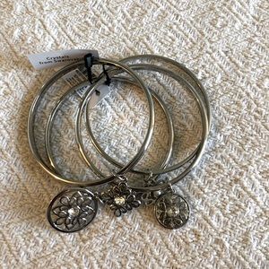 White House black market bangles